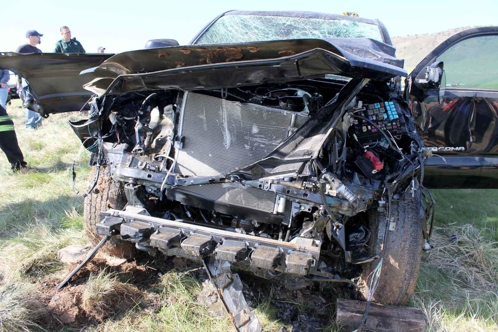 front view of wrecked truck